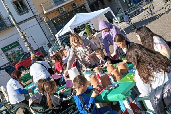 Grande successo per il Mercatino Solidale delle associazioni di Palma Campania