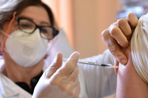 VACCINAZIONI ANTI COVID: PALMA PRIMA NEL DISTRETTO PER GLI OVER 60, 70 E 80