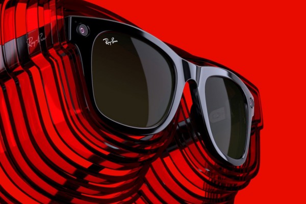 Ecco i nuovi occhiali di Facebook e RayBan