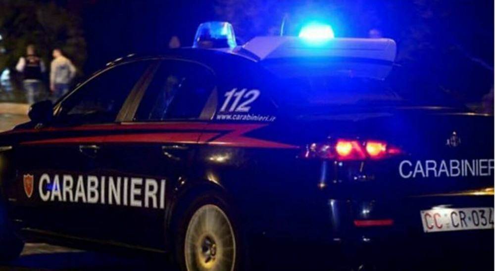 Movida, 19enne arrestato dai carabinieri davanti ad una discoteca