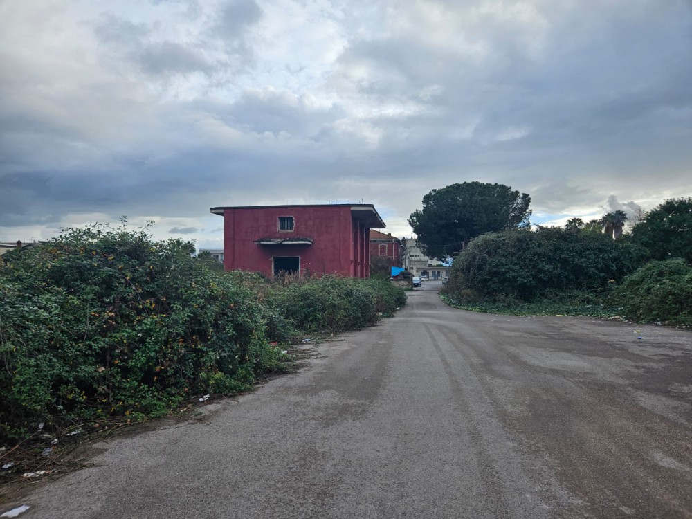 Ferrovia dismessa “Torre – Cancello”, beni in comodato d’uso al Comune di Ottaviano. Il sindaco: “Sarà la Casa del Sociale e della Cultura”