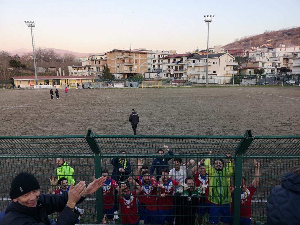 Vico Calcio, il direttore sportivo Luigi Somma: «Momento difficile, ma il nostro sogno resta»