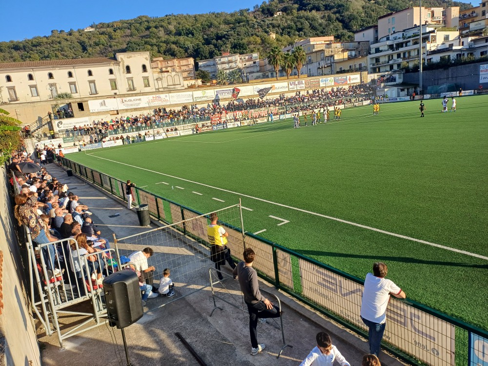 La Palmese blocca l'ambizioso Matera: Peluso riacciuffa i biancazzurri all'extratime