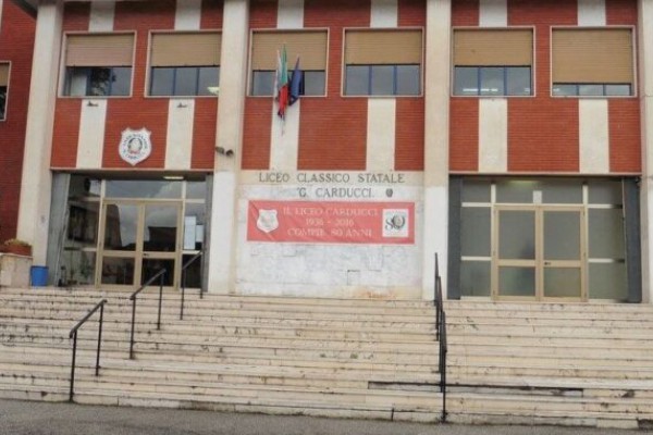 Nola, al “Carducci” si va in scena per “La Notte Nazionale del Liceo Classico”