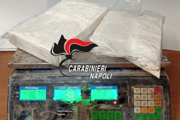 Quasi due chili di cocaina sequestrati dai Carabinieri: in manette 63enne già ai domiciliari