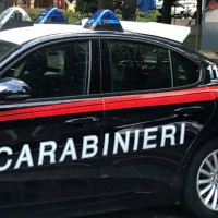 Un'agenzia di pratiche auto per gestire le estorsioni: due arresti da parte dei Carabinieri tra Striano e Poggiomarino