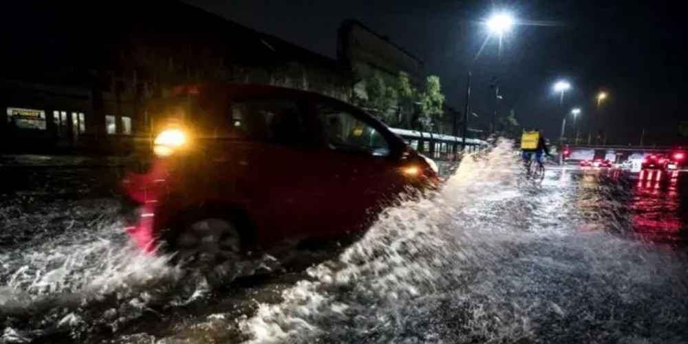 San Gennaro Vesuviano, allerta meteo: Russo chiude la villa comunale e il cimitero