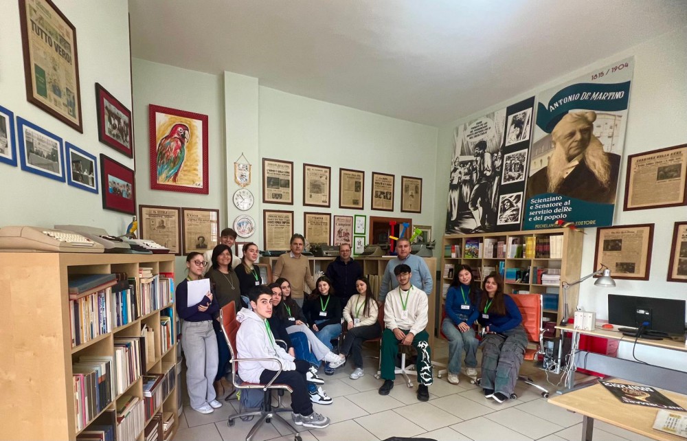 Gli alunni del Liceo di Terzigno in visita alla redazione de "Il Pappagallo"