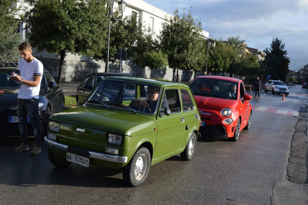 San Gennaro Vesuviano a spasso nel tempo con il raduno di auto e moto d'epoca