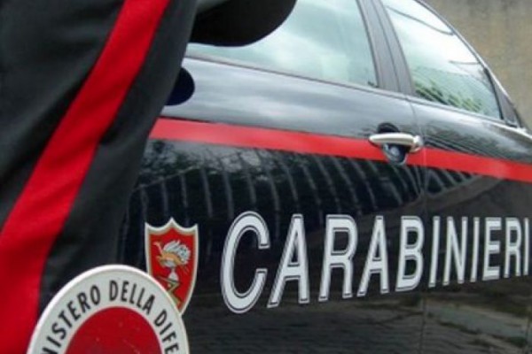 San Gennaro Vesuviano: picchia 71enne e prende la sua auto. Durante la fuga investe un ciclista. Carabinieri fermano il responsabile