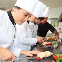 PENSA DIFFERENTE: AFFERMAZIONE DI UNA SCUOLA DI ALTA CUCINA