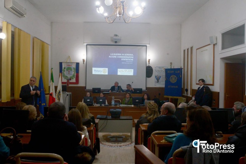 IL RUOLO DELLE DONNE DURANTE LA GUERRA: IL CONVEGNO DI ROTARY CLUB OTTAVIANO TRA PASSATO E PRESENTE